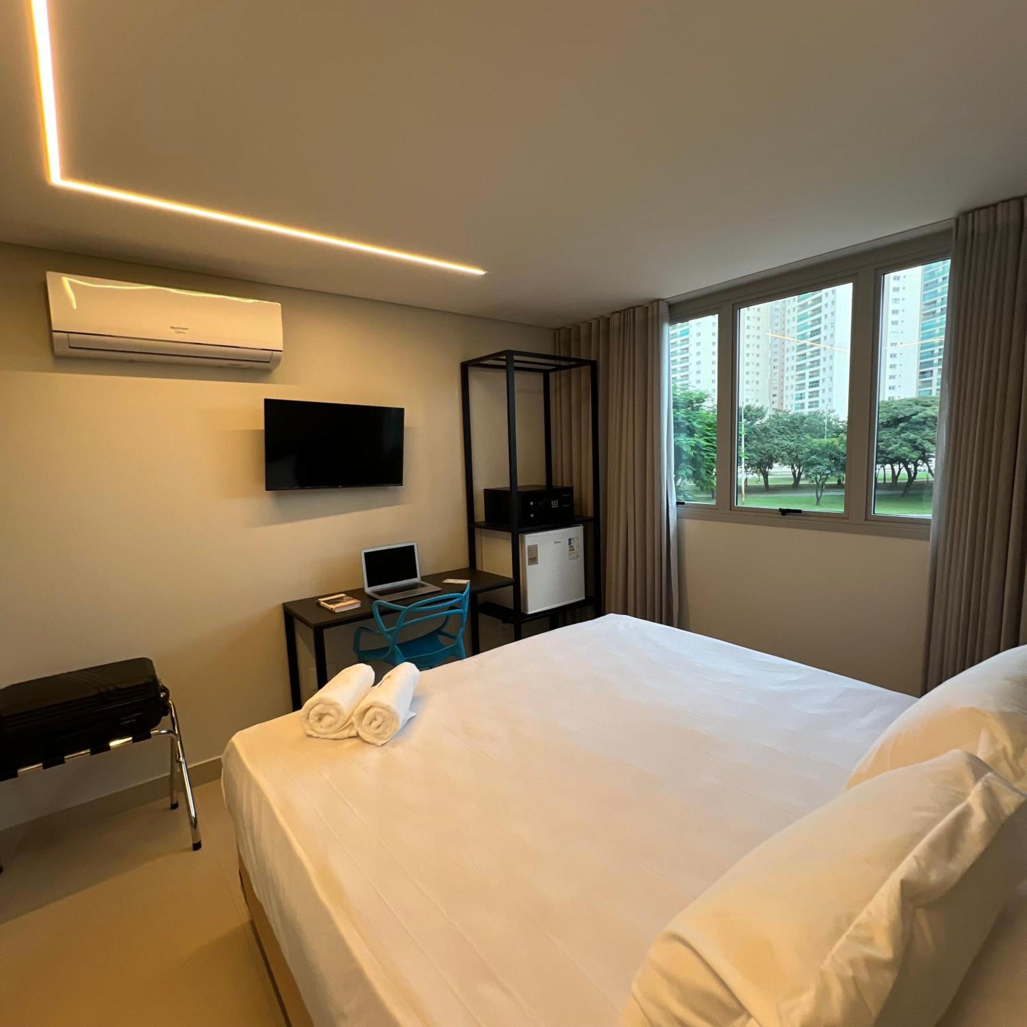 Salute Hotel *